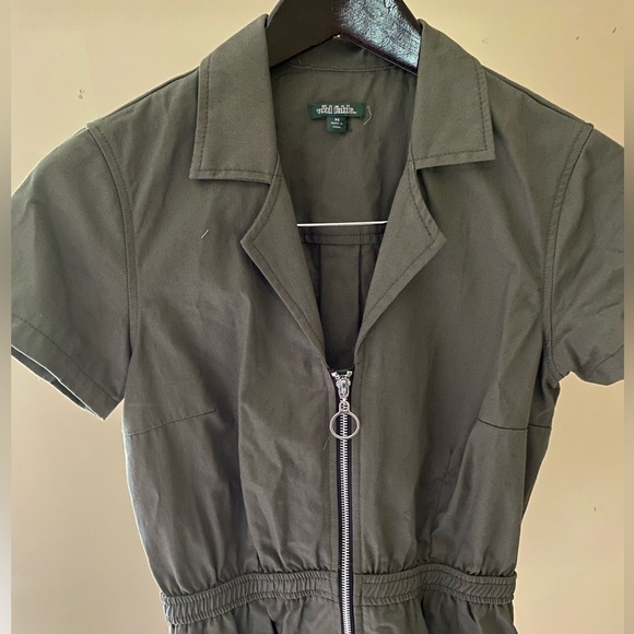 Wild Fable Green Romper NWOT size XS - Picture 2 of 2